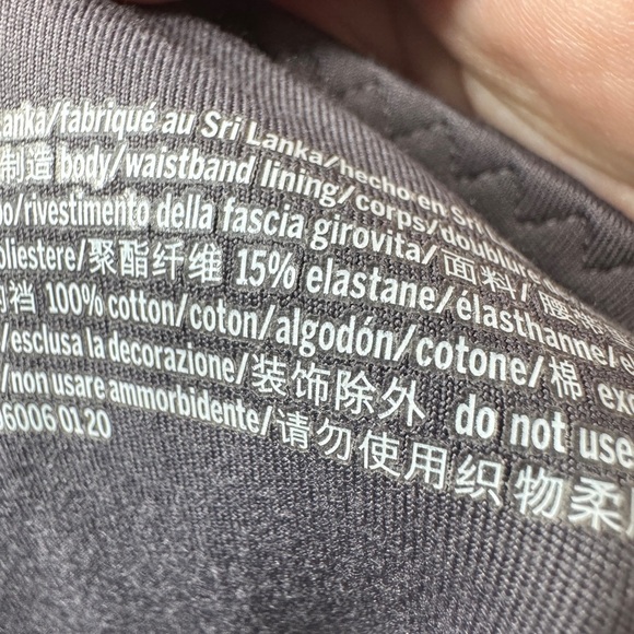 Victoria's Secret Studio 7/8 Leggings Grey - Picture 6 of 14